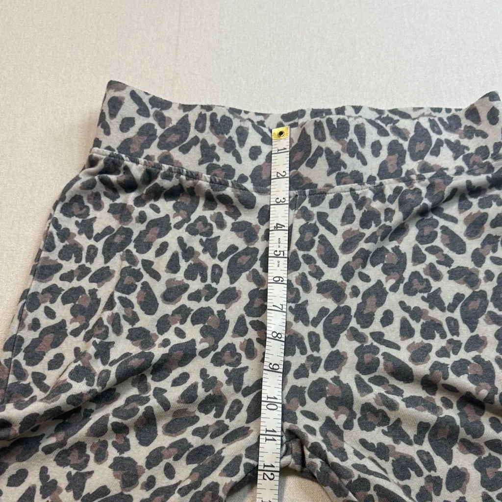 Range by Rock&Roll Chic Leopard Print Flare Pants Black Size M - Image 5