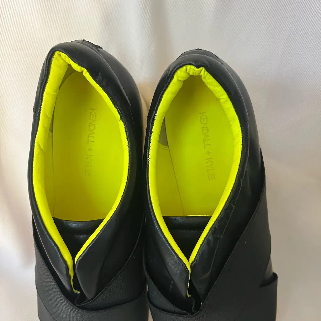 Kendall & Kylie Black and Yellow Moccasins - Image 8