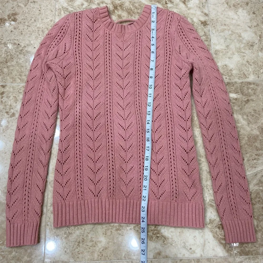 Sweater. Pink. Size Small - Image 3