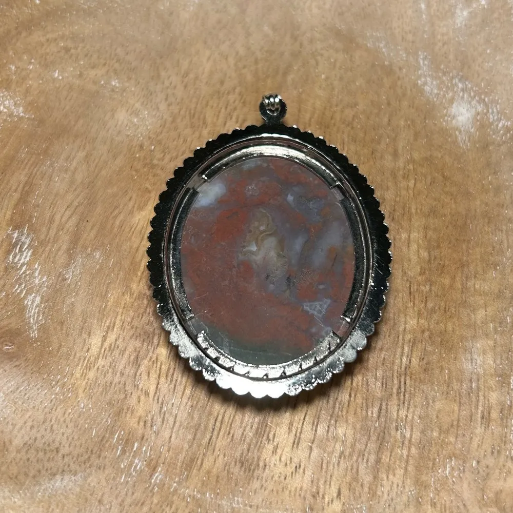 Red & Green Jasper Round Stone Silver Tone Pendant - Image 9