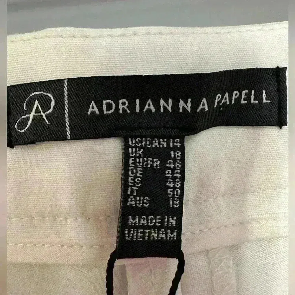 Adrianna Papell Women's White Cropped Pants (220) - Image 14