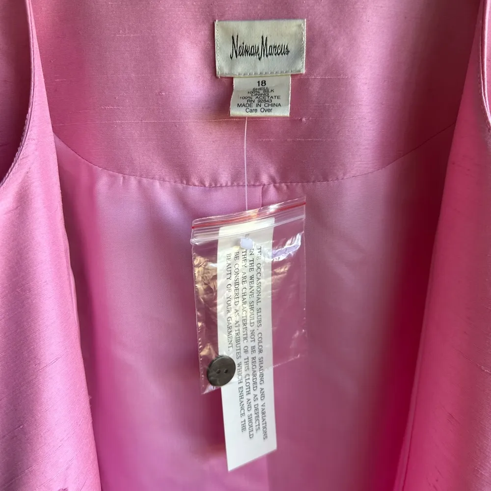Neiman Marcus Pink Blazer Lightweight Suit Jacket 100% silk - Image 4