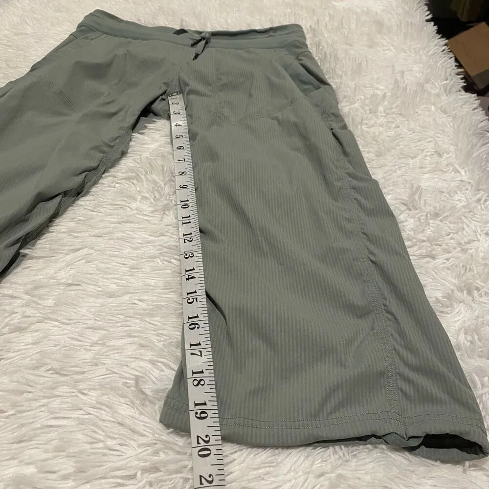 Dance Studio Crop Unlined 20" in Sage Size 6 - Image 7