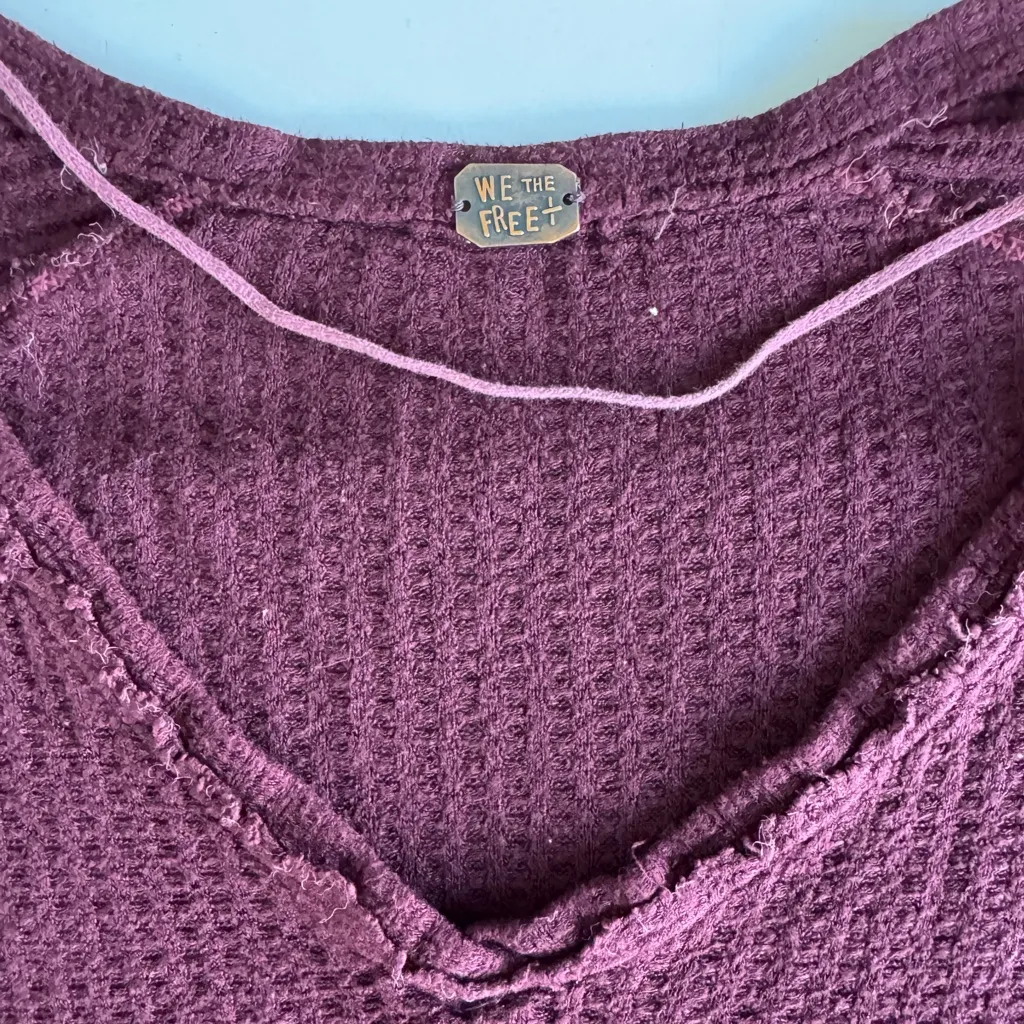 Vintage Y2K Free People We The Free Burgundy Wine Thermal Ruffle Hem Tunic Top - Image 6