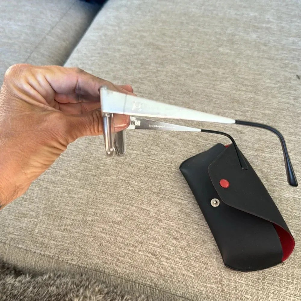 Vintage Laura Biagiotti Italy 80’s Black Silver Sunglasses pristine with case - Image 11