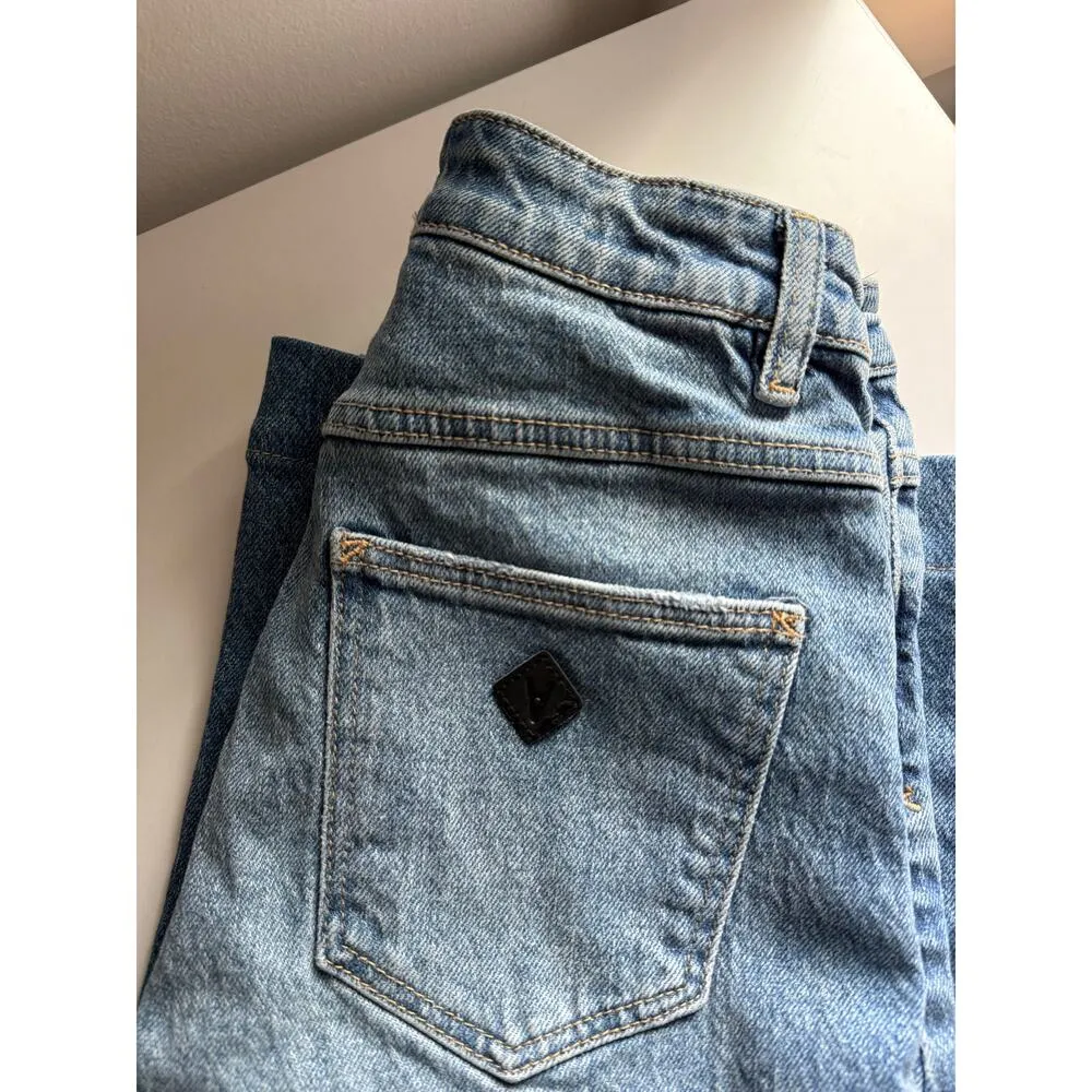 $118 ABrand 94 High and Wide Jeans - Image 12