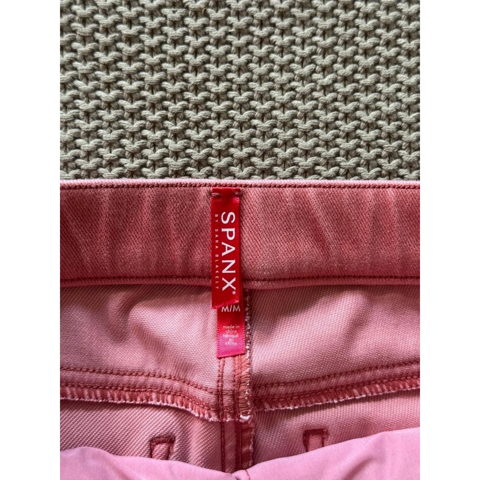 Spanx Women Pink Red Jean-ish Ankle Leggings Pull‎ On Stretch Size Medium - Image 3