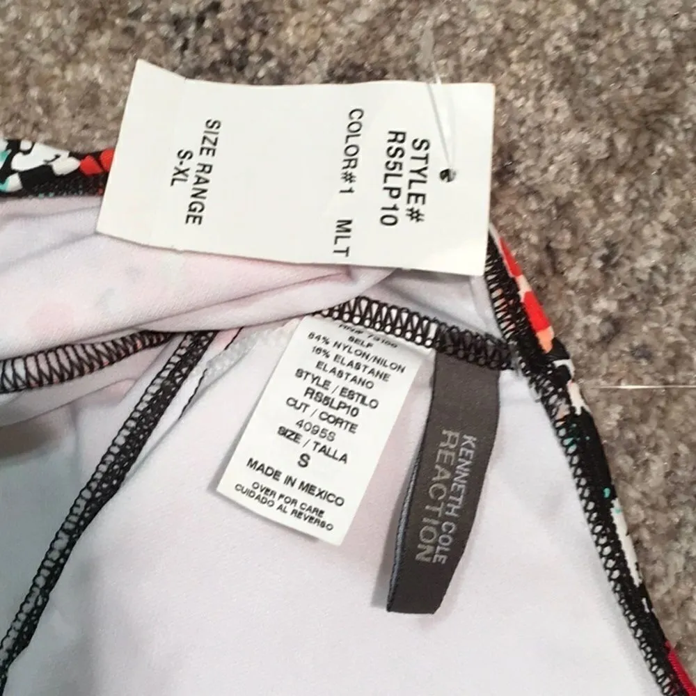 Kenneth cole swimsuit. New - Image 3