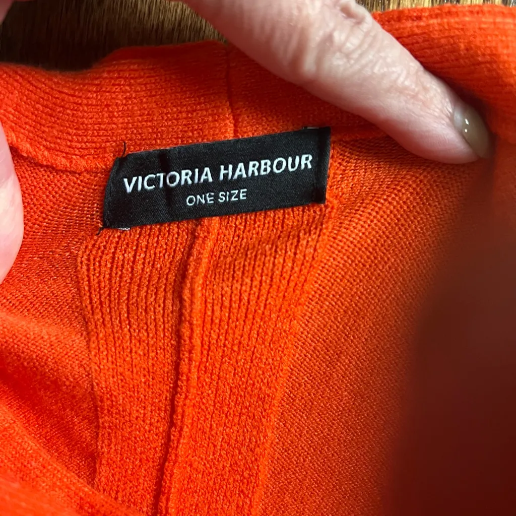 Victoria Harbour Orange Poncho Shrug with Sequined Witch Hats Size undefined - Image 5