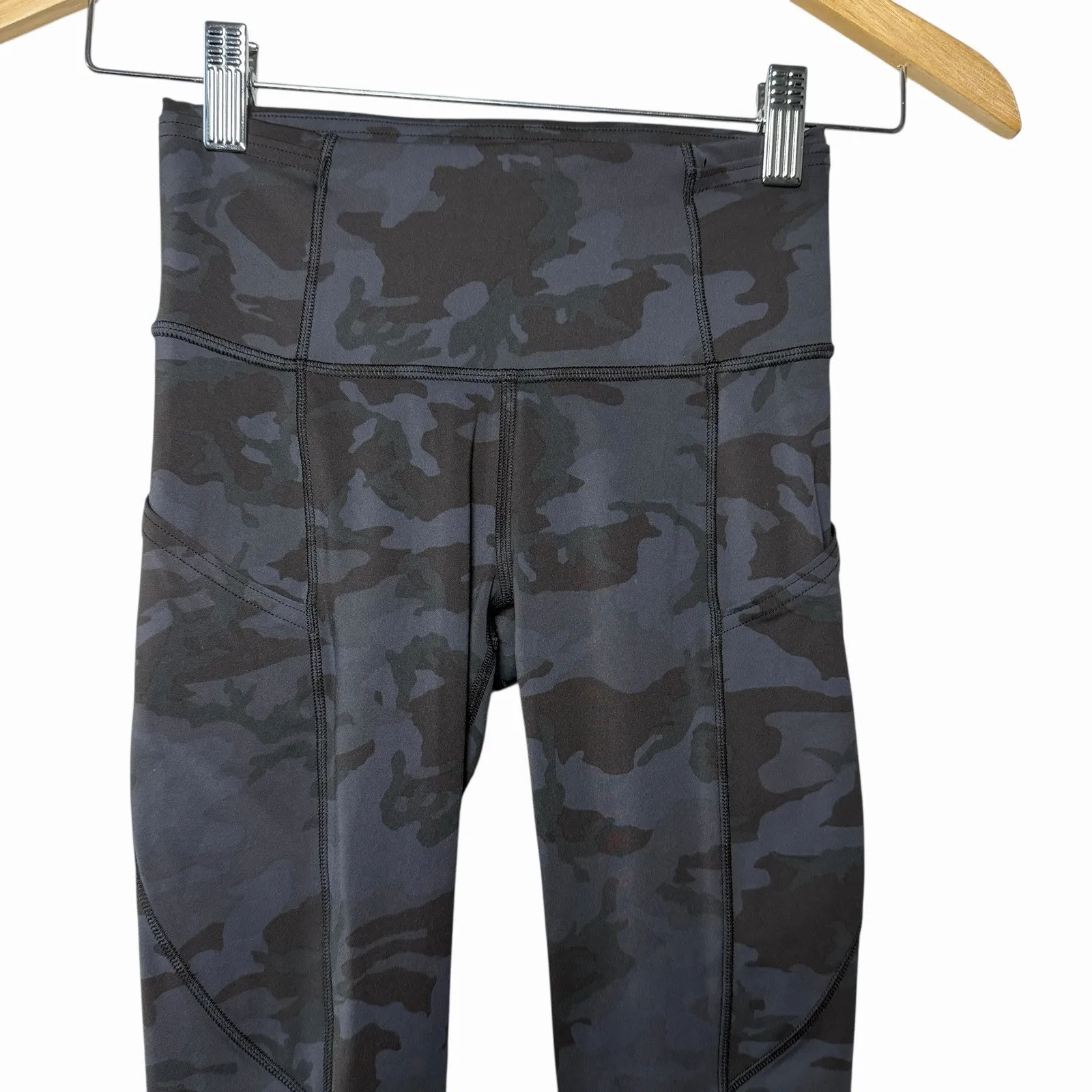 Lululemon Womens Fast and Free Tight II Heritage 365 Deep Coal Camo SZ 2 LW5BXRS - Image 5