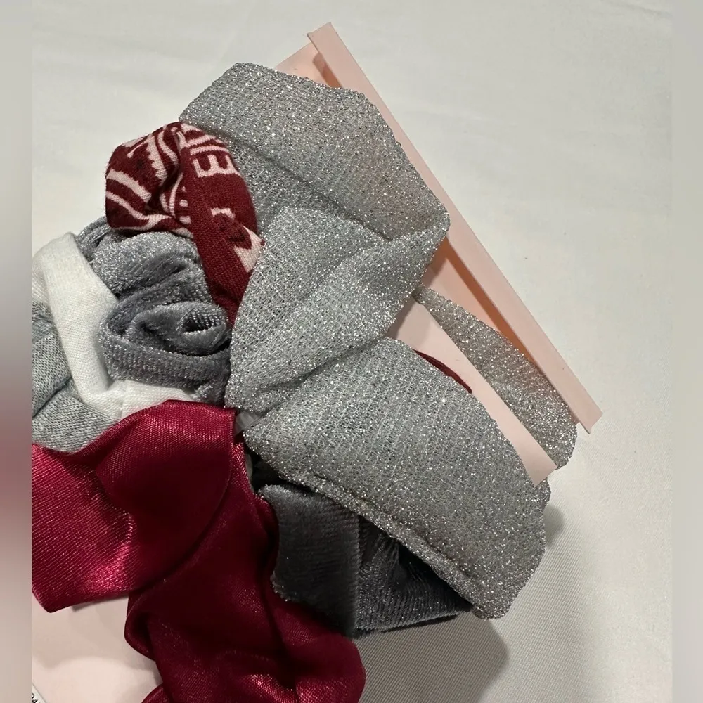 SO ® Burgundy & Gray Scrunchie Set - Image 5