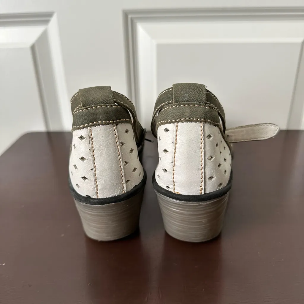 Fly London Ydel Sandals Perforated Wedge Heels White Leather Womens Size 8.5 - Image 3