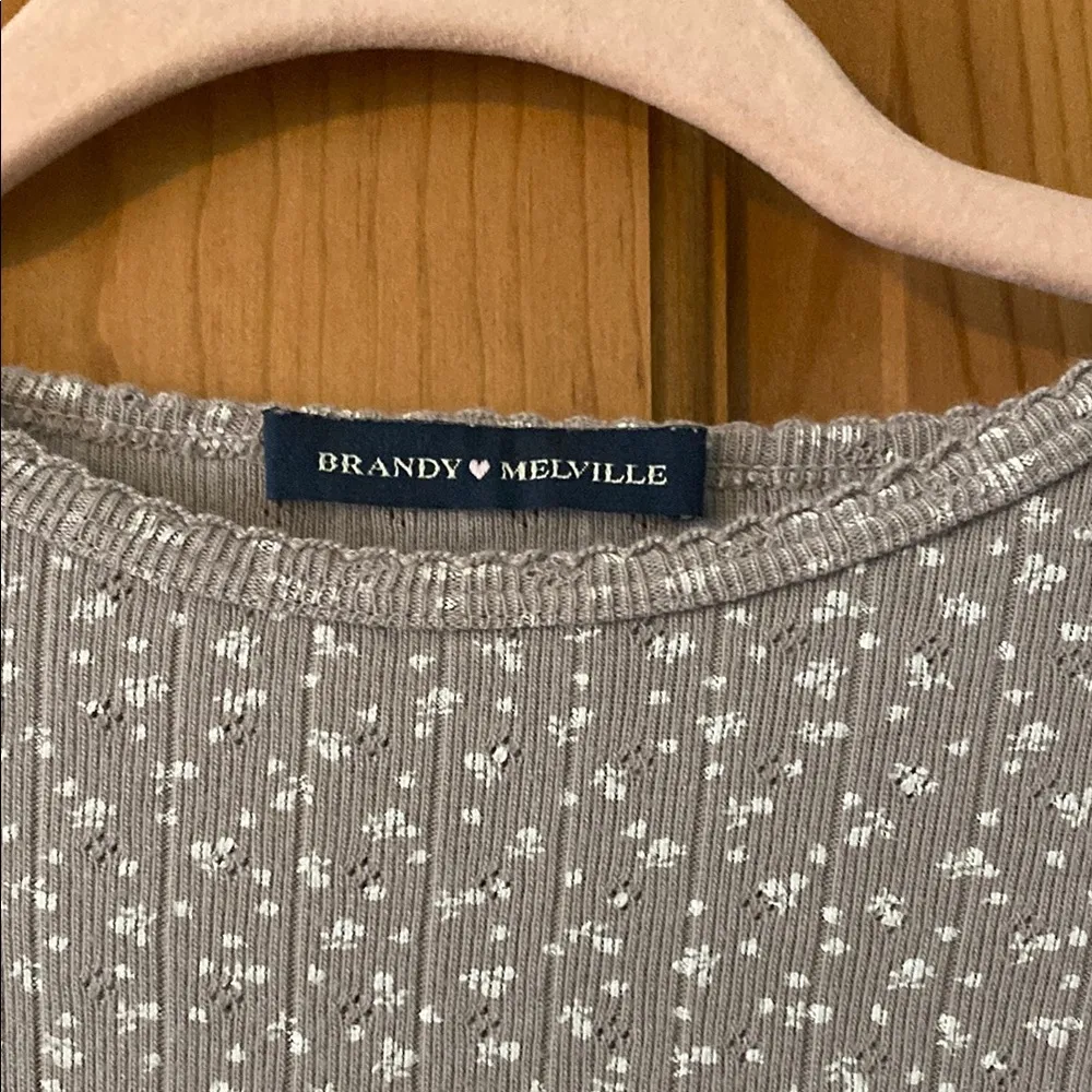 Brandy Melville One Size Purplish Gray Short Sleeve Women's Teen Girl Top XS-S - Image 3