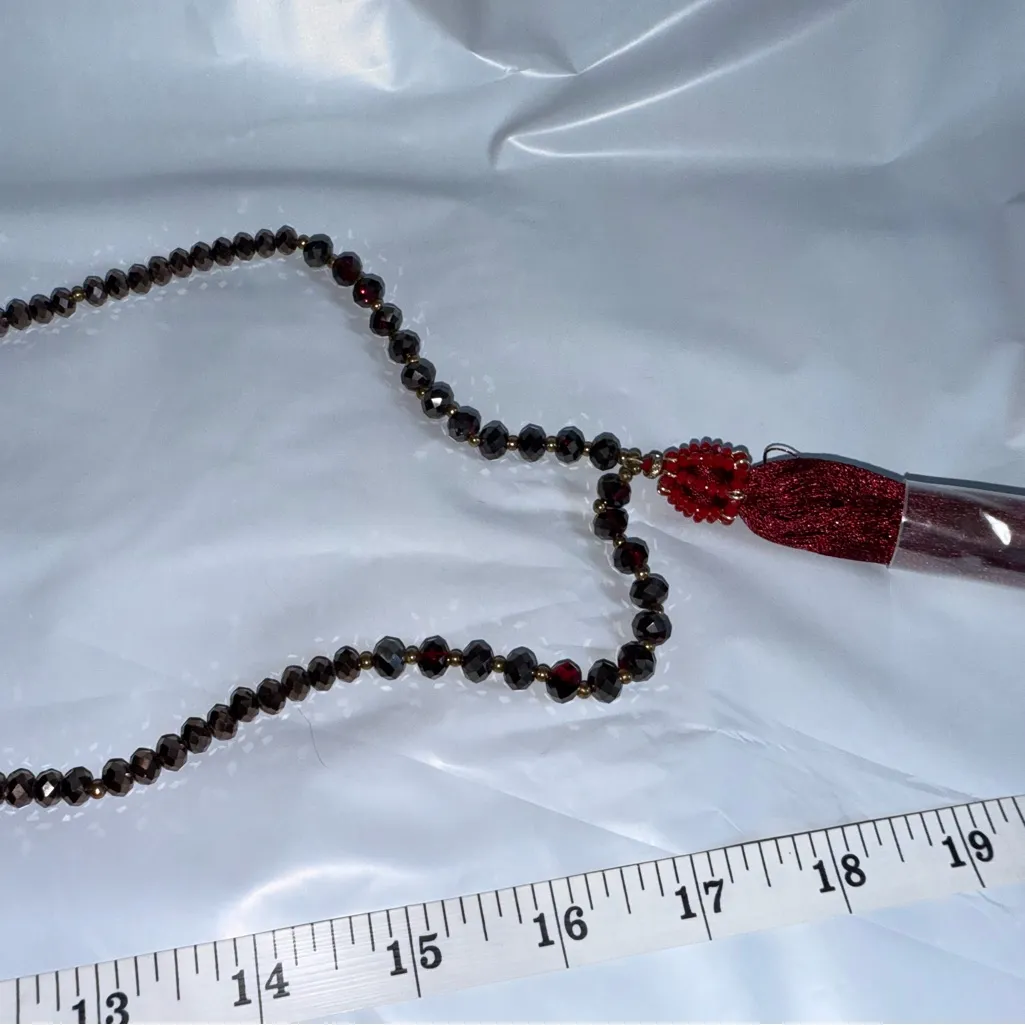 Stella & Ruby Elegant Beaded Tassel Necklace Burgundy Red - Image 2