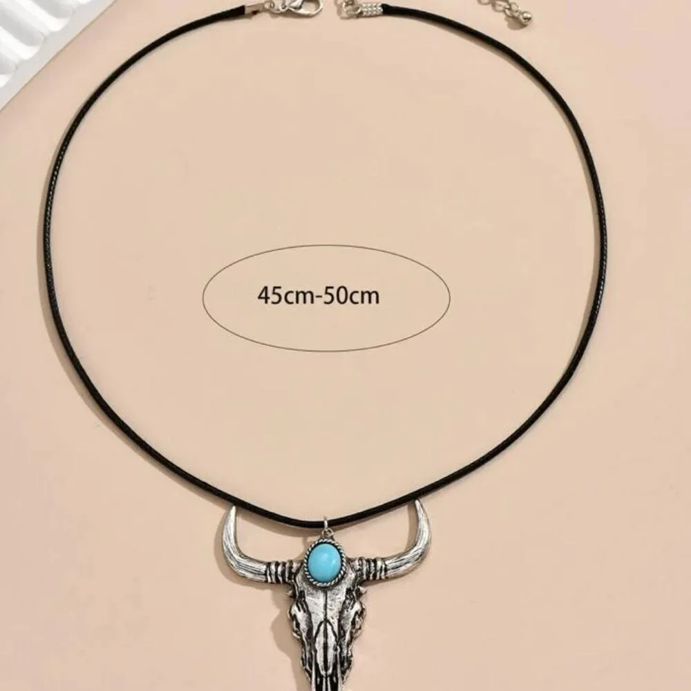 Super nice black necklace with silver bull skull pendant with a turquois… - Image 5