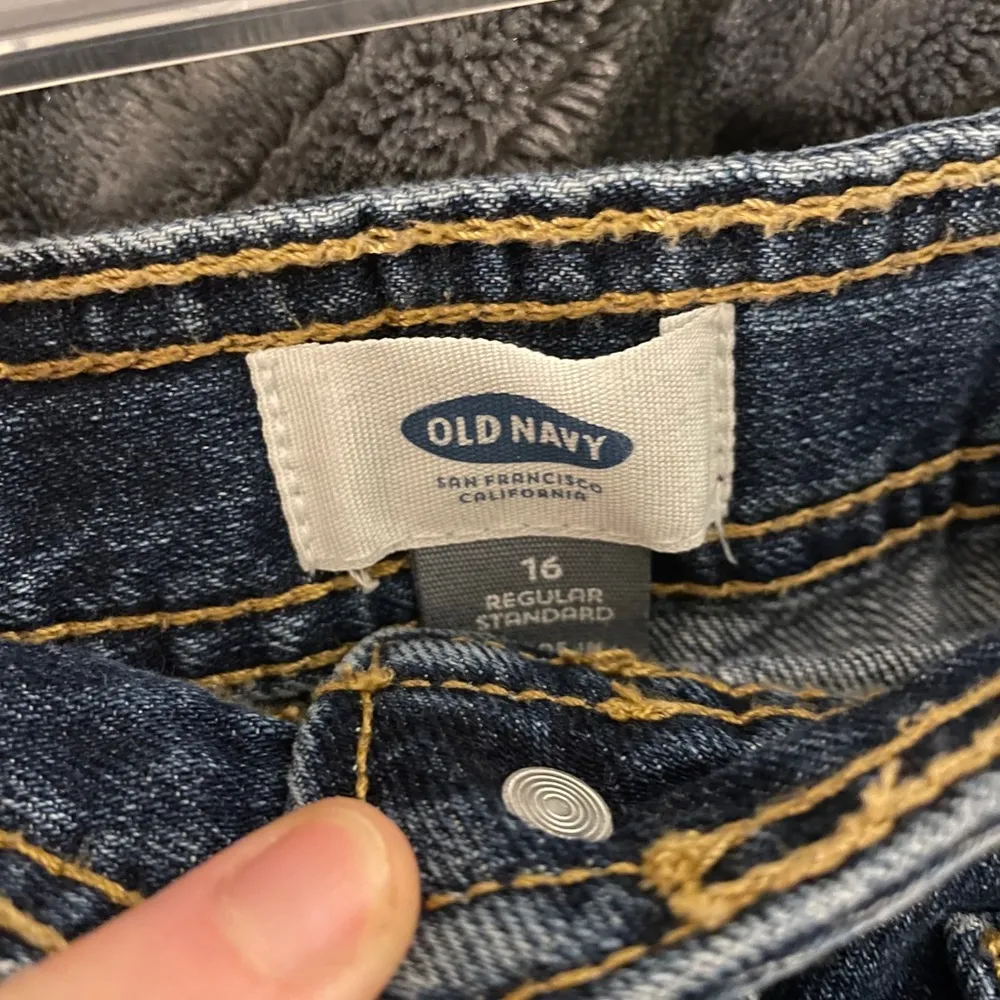 Old Navy Button up jean skirt - Image 3