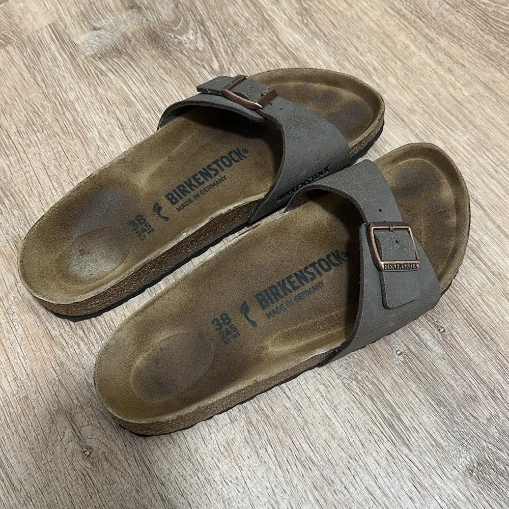 BIRKENSTOCK | Madrid Birkibuc Sandals in Mocha - Image 5
