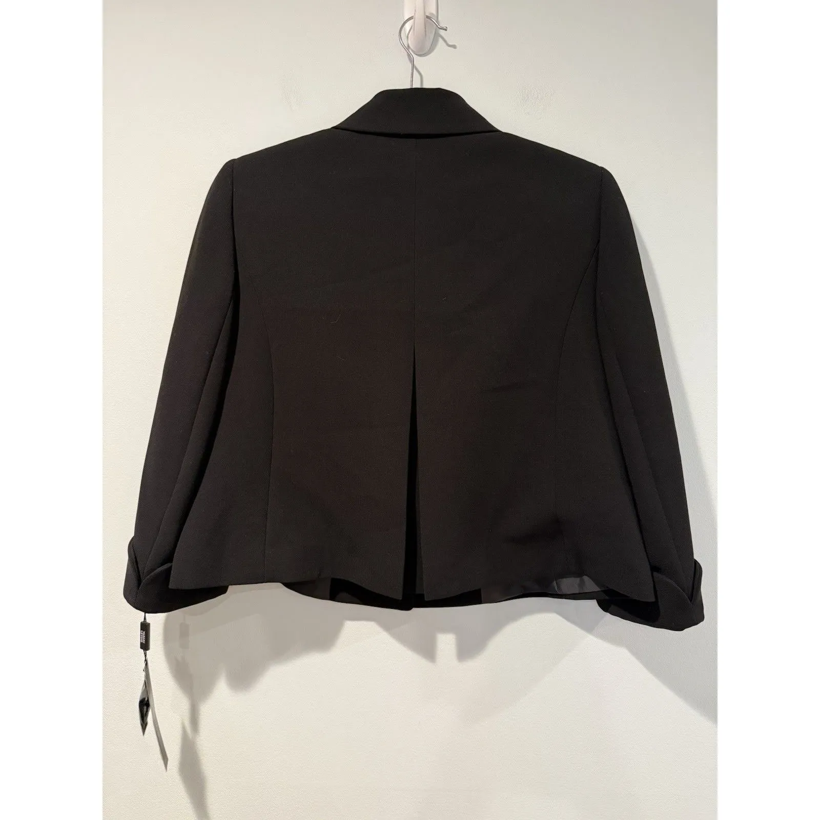 NEW Tahari Blazer Womens Petite 4 Black Structured Work Career Business Office - Image 2