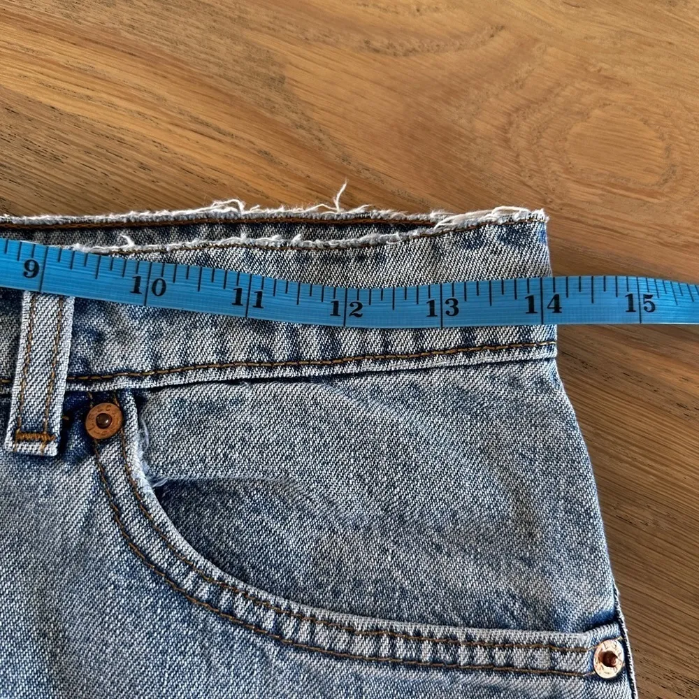 VTG Levi’s women’s capri blue Bermuda denim junior size 7 - Image 6