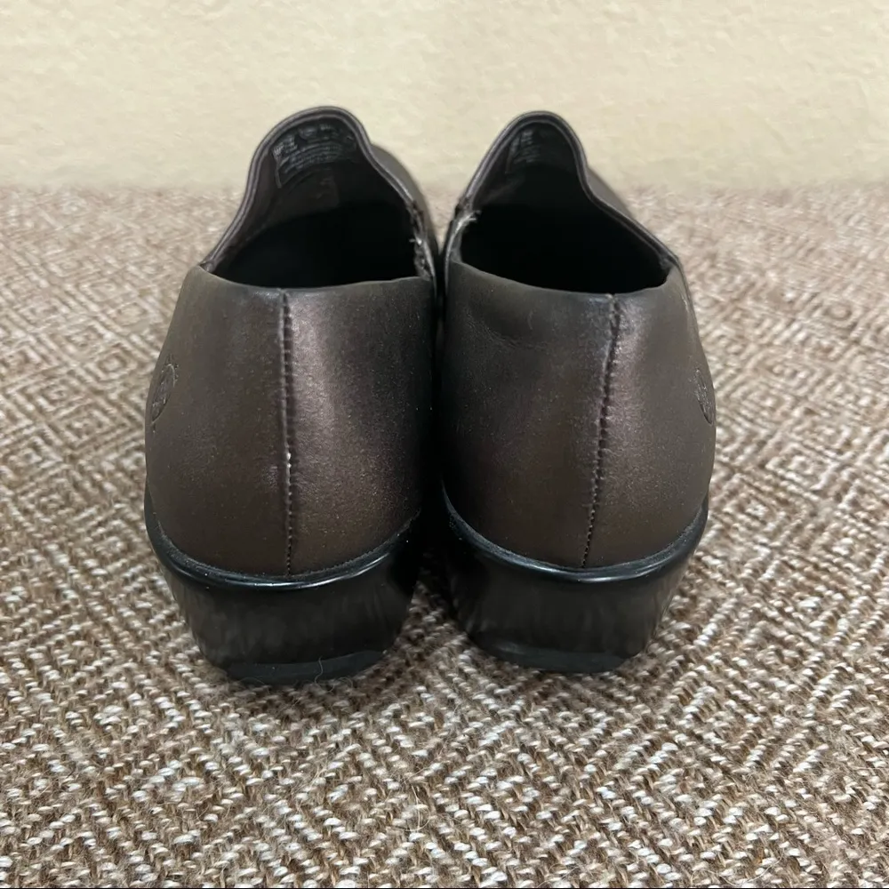 Ariat Clogs Womens Sz 8B Slip On Loafers Paddock Brown Leather Western Hippie - Image 4