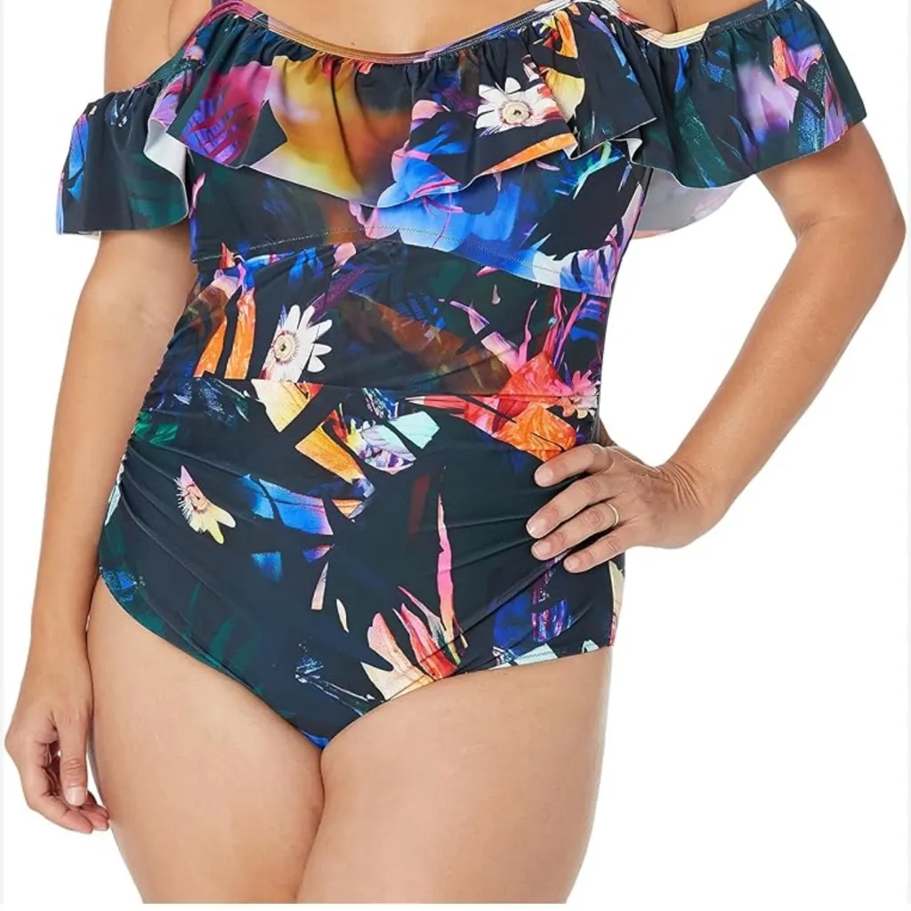 Avenue jungle Paradise ruffle print, paradise foliage swimsuit - Image 1