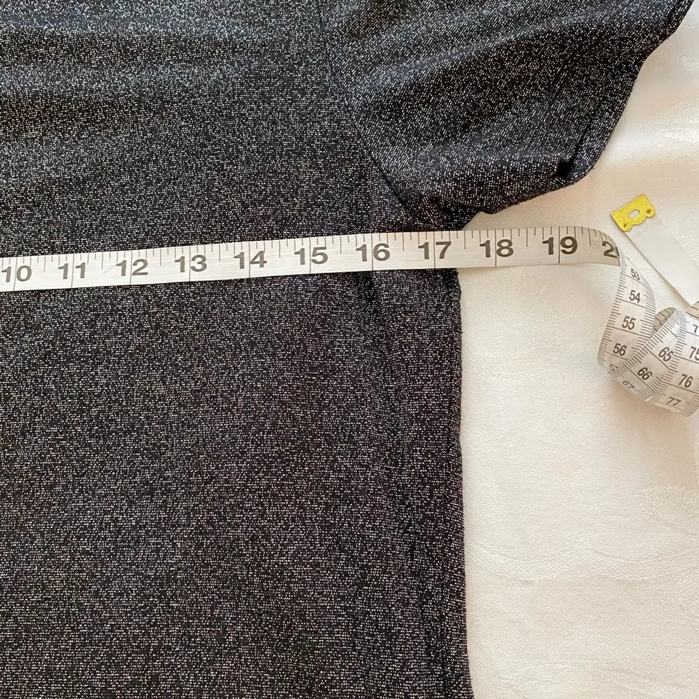 Karen Scott Metallic Black  Short Sleeve Black Pullover Top S - Image 4