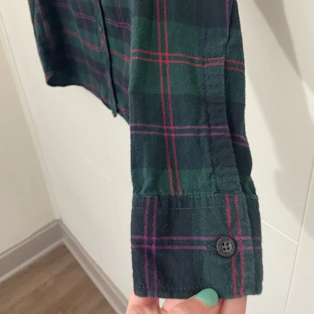 Eddie Bauer Classic Fit Plaid Button Up Flannel Shirt ~ Women’s Size S - Image 6