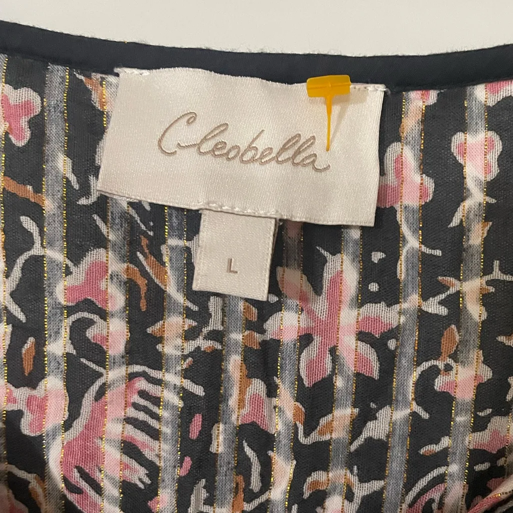 Cleobella Brynlee Black Pink Floral Top Blouse L Organic Cotton Split Frill Boho - Image 3