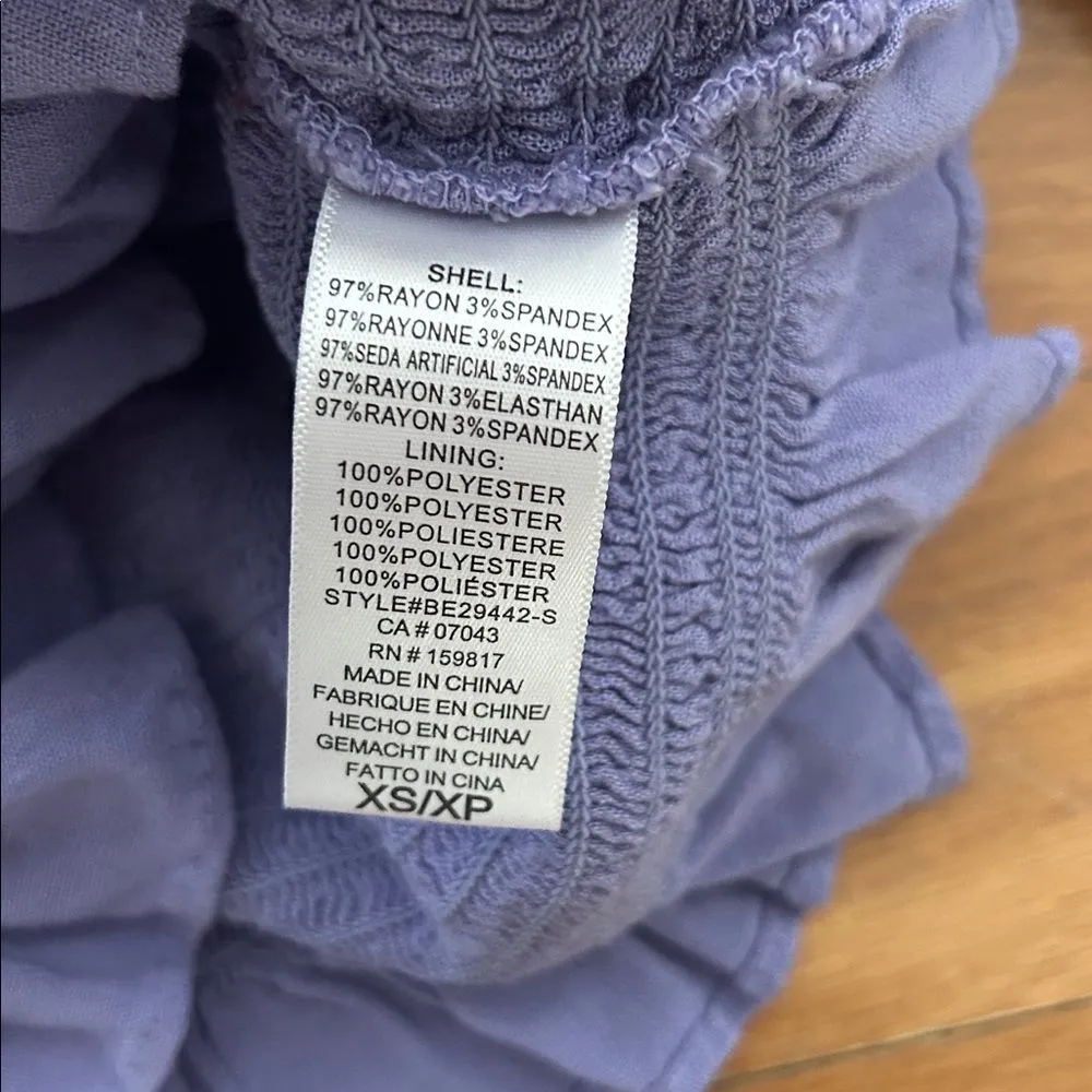 Altar’d State Lavendar Purple Smocked Bubble Sleeves Crop Top Size XS - Image 4