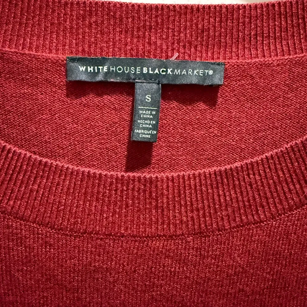 White House Black Market Sweater size S - Image 4