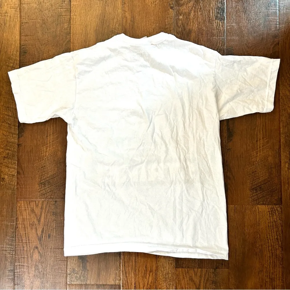 SAG / AFTRA collector’s on strike tee shirt, size M Size M - Image 2