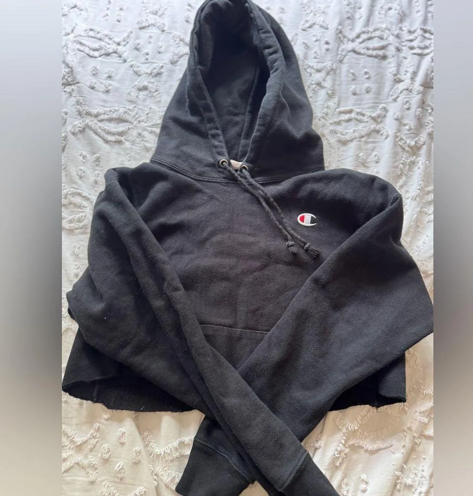 S BLACK CROPPED HOODIE - Image 2