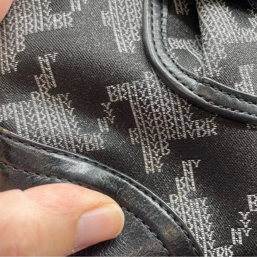 DKNY Black & White Printed Leather Trim Shoulder Handbag Purse Y2K Baguette - Image 12