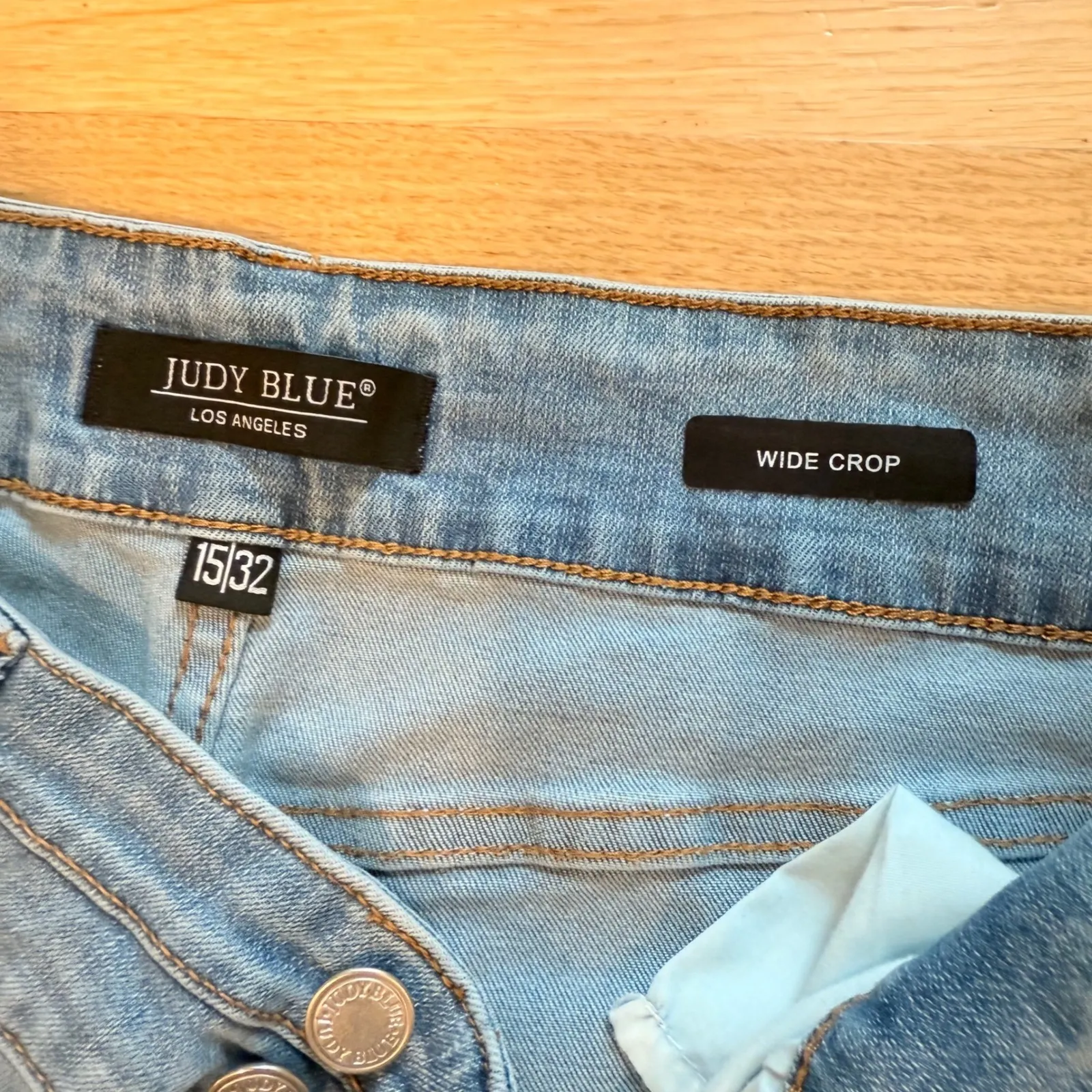 Judy Blue Women's Blue Denim High Waist Crop Wide Leg Jeans Size 15/32 (US 16) - Image 6