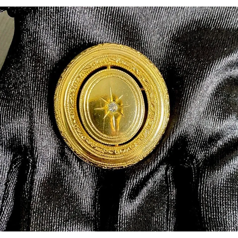 Vintage Avon Victorian Locket Celestial Star Vintage Brooch Gold Tone - Image 2