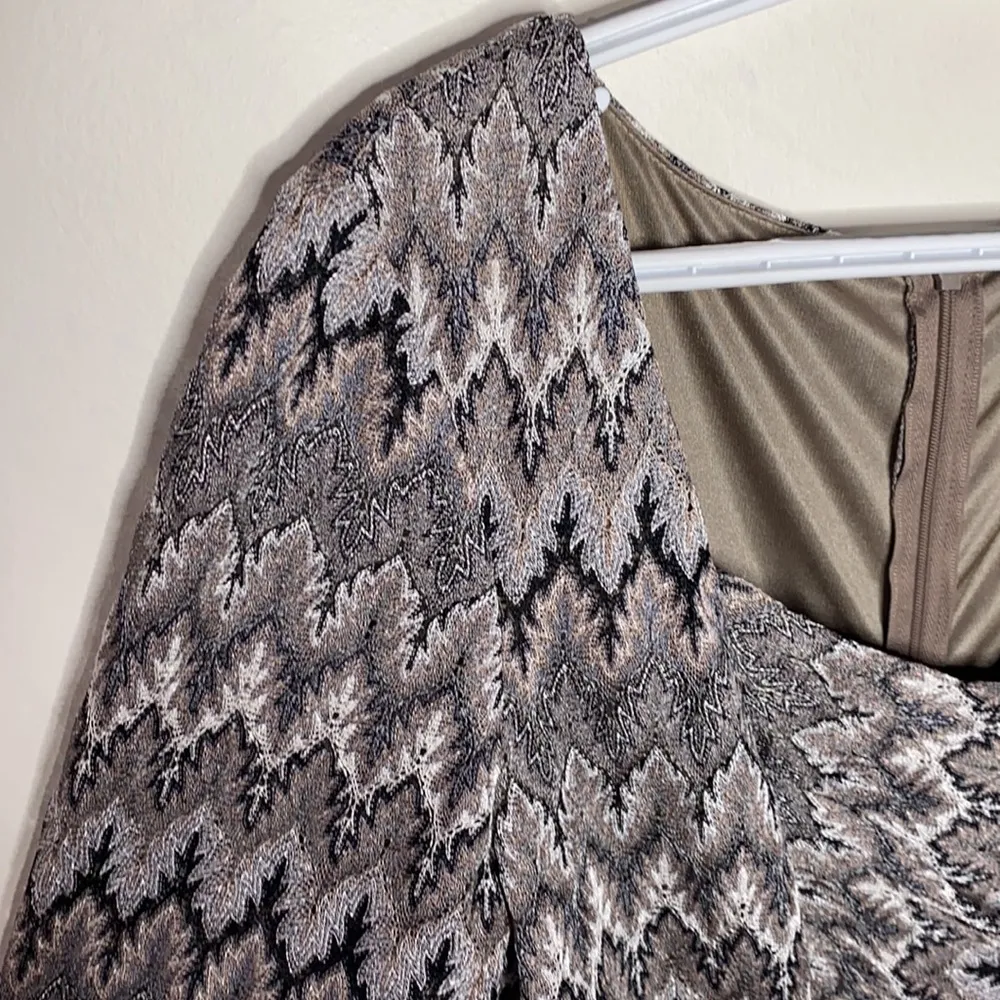 David Meister feathered chevron faux wrap evening dress size 12 - Image 7