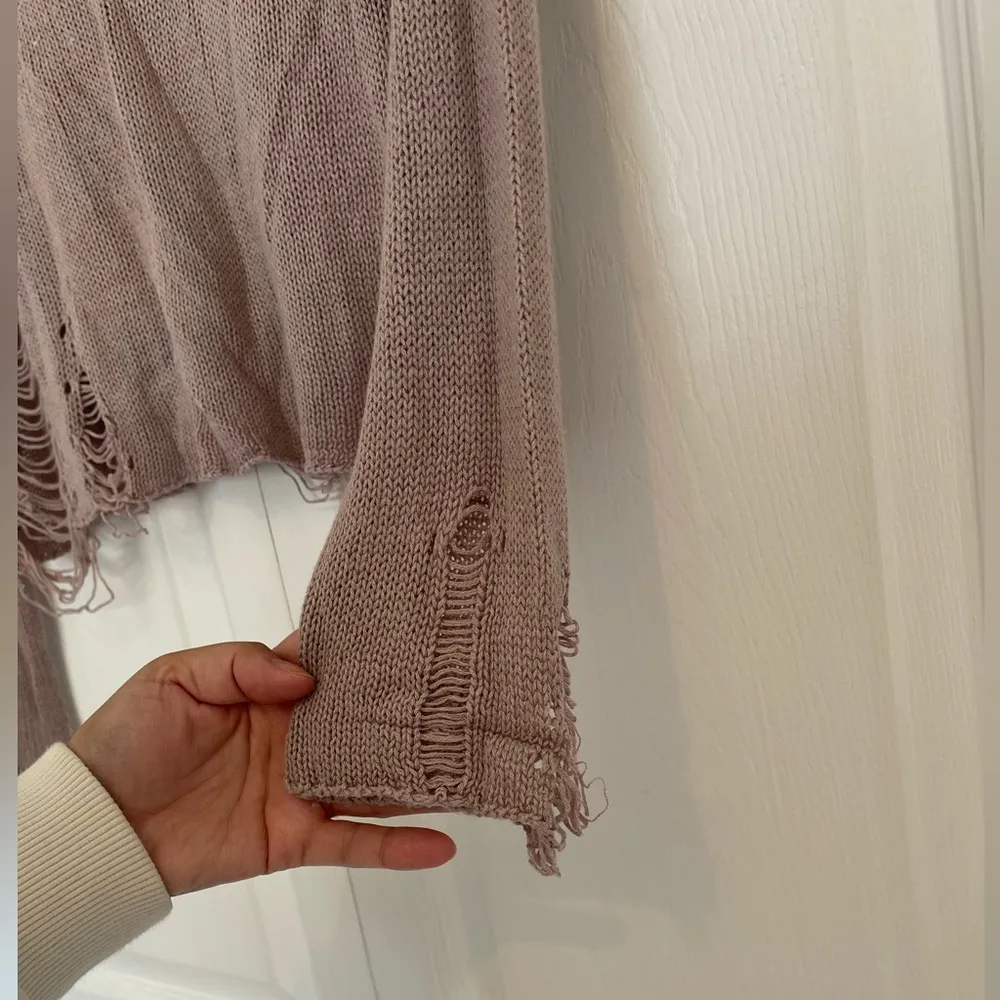 Garage scoop neck sweater distressed lavender size small - Image 3