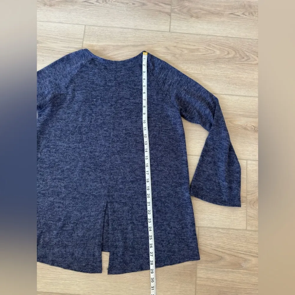 COIN 1804 ( Los Angeles) Women's Blue Long Sleeve Top Size L - Image 9