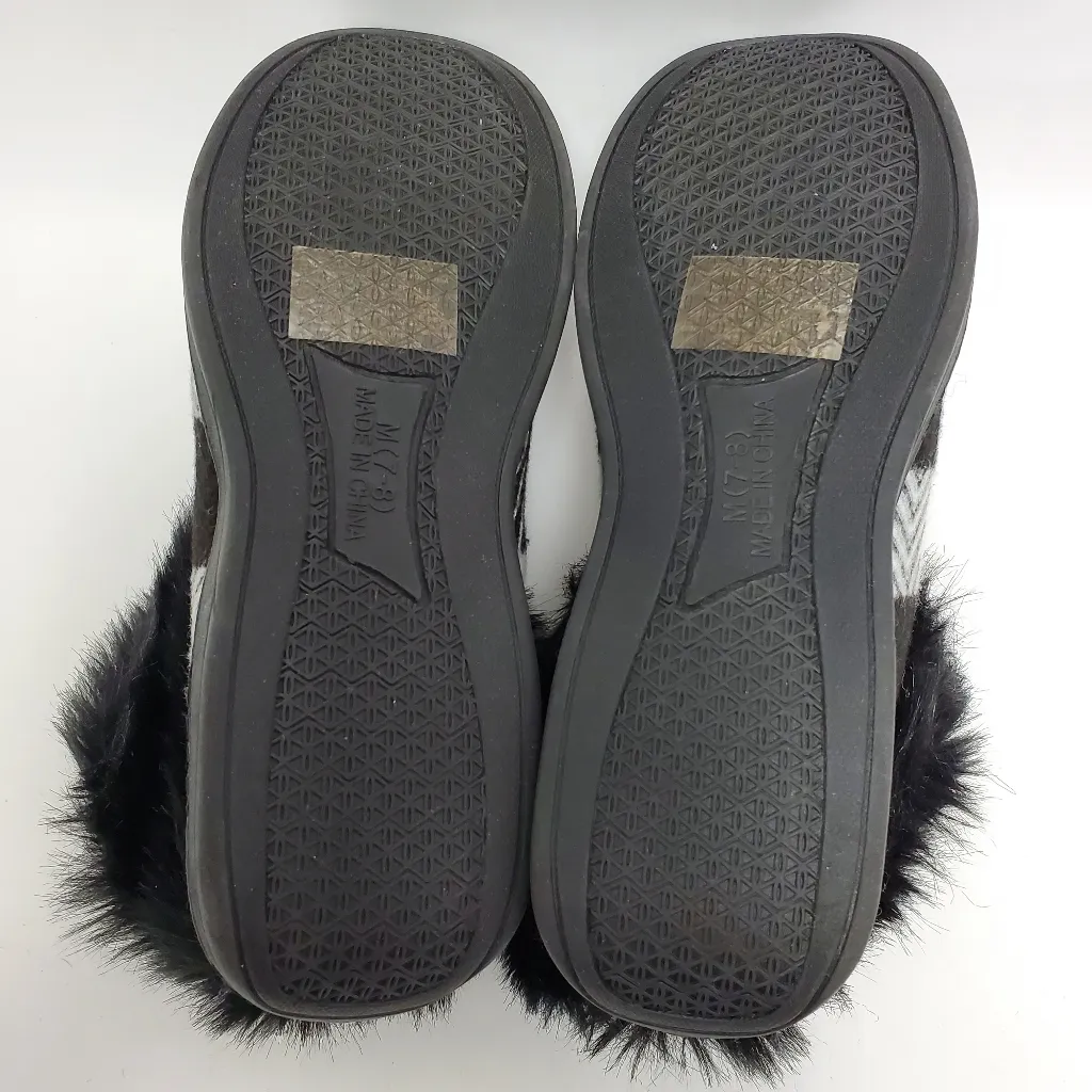 Fuzzy Black White Plaid Cozy Slip On Warm Comfy Fur House Slippers Size 7 - Image 5