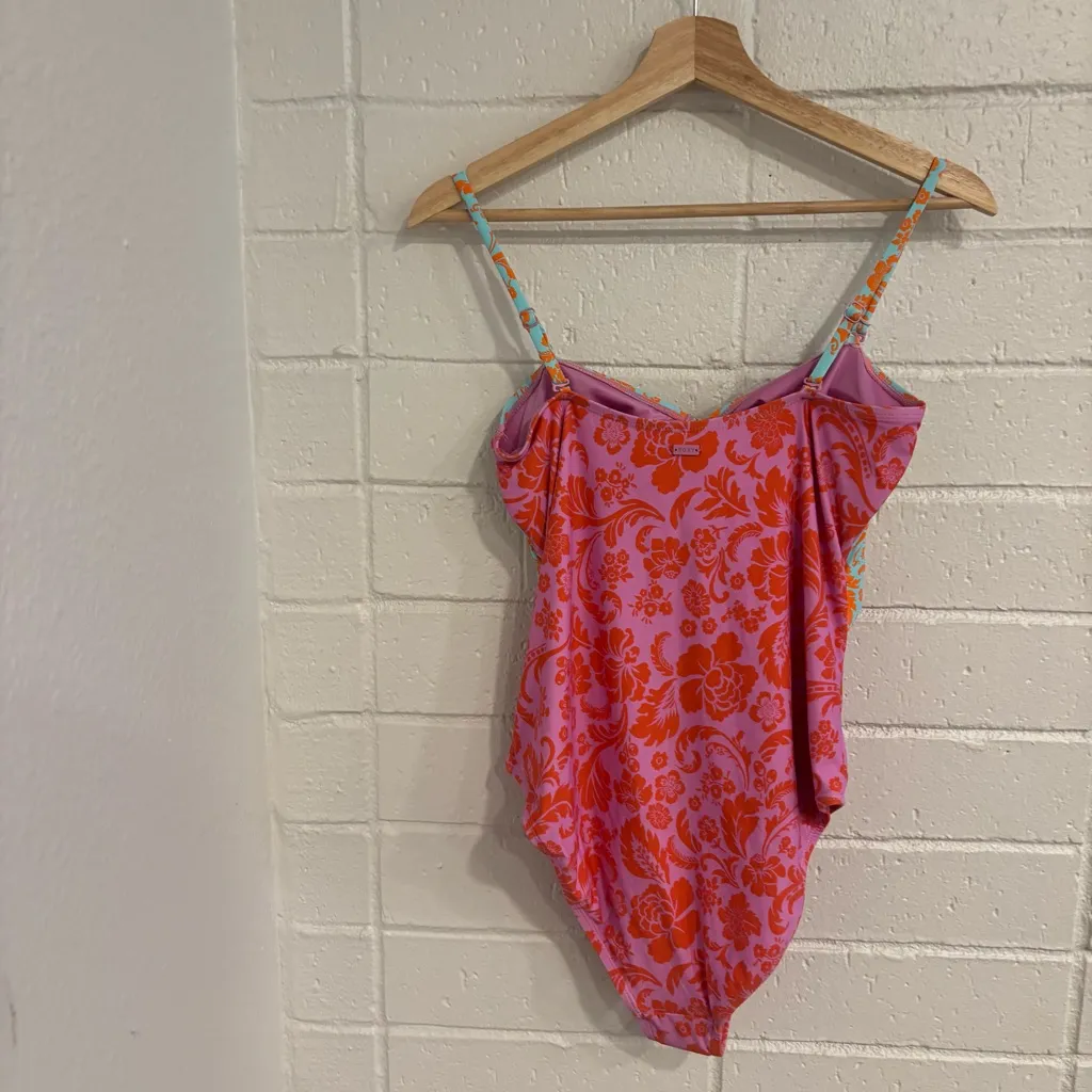 NWT Roxy tropical floral one piece swimsuit - Image 6
