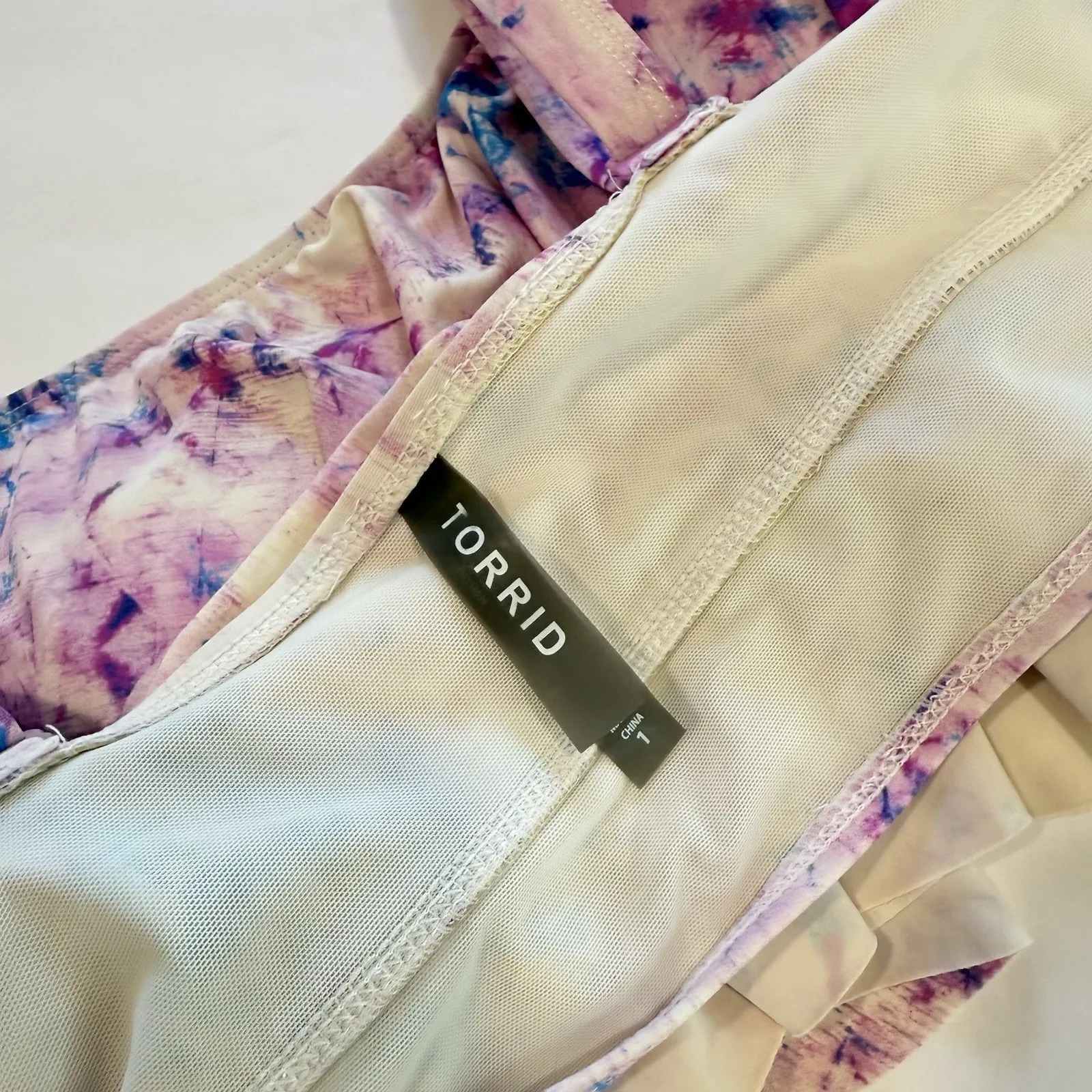 Torrid Pink Tye Dye Wireless Flounce Bikini‎ Top Size 1X - Image 7