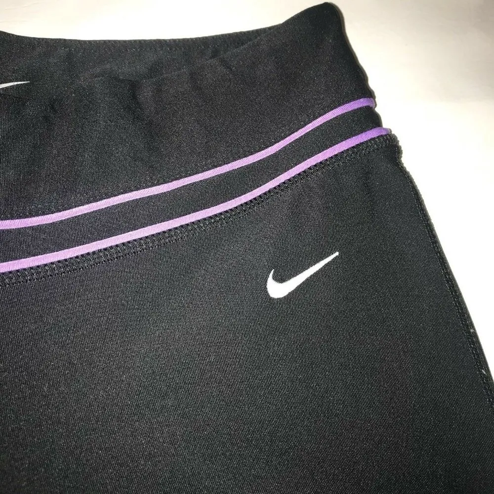 Nike Dri Fit Cropped Crop Capri Pants  Womens Size XS Black Purple - Image 2