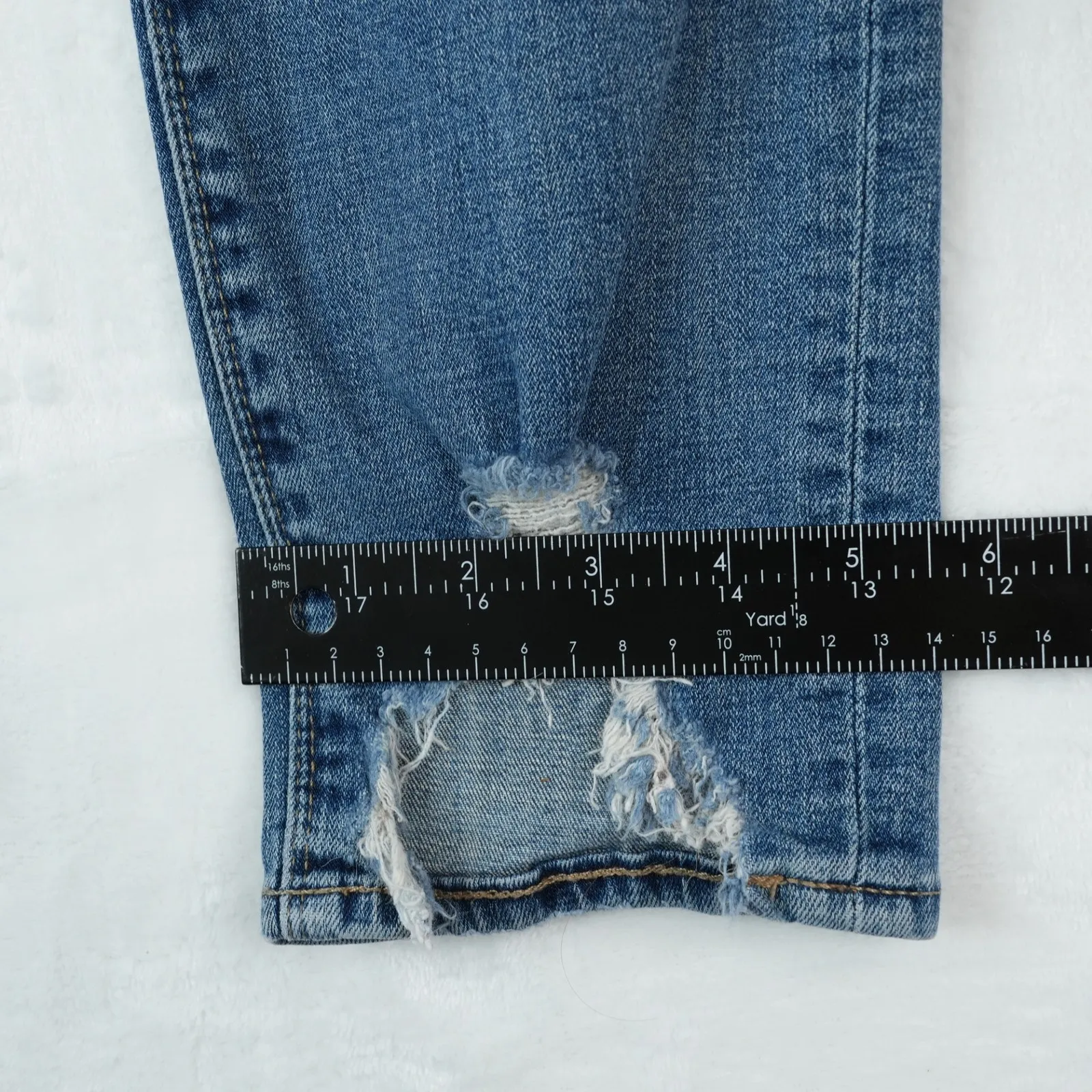 Lucky Brand Jeans Women 8/29 Lolita Skinny Distressed Chew Hem Blue Denim - Image 11