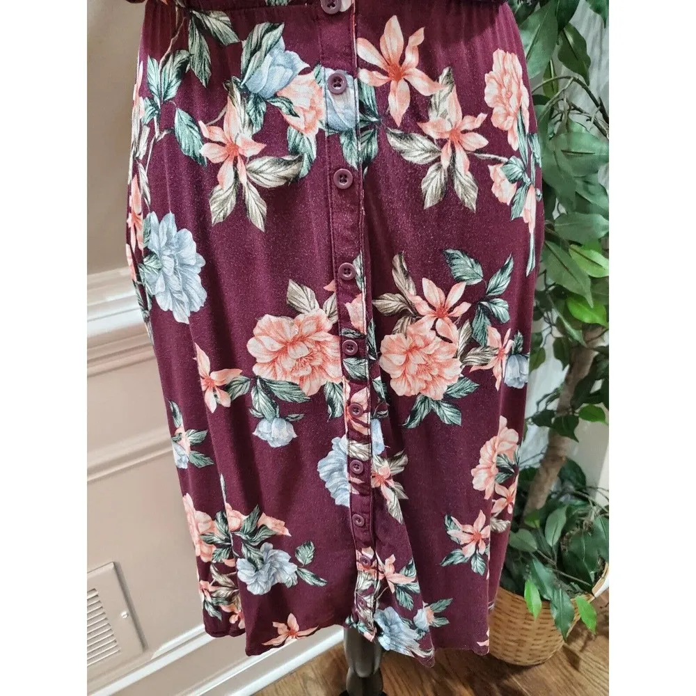 Torrid Women's Maroon Floral Polyester V-Neck Half Sleeve Knee Length Dress XL - Image 4