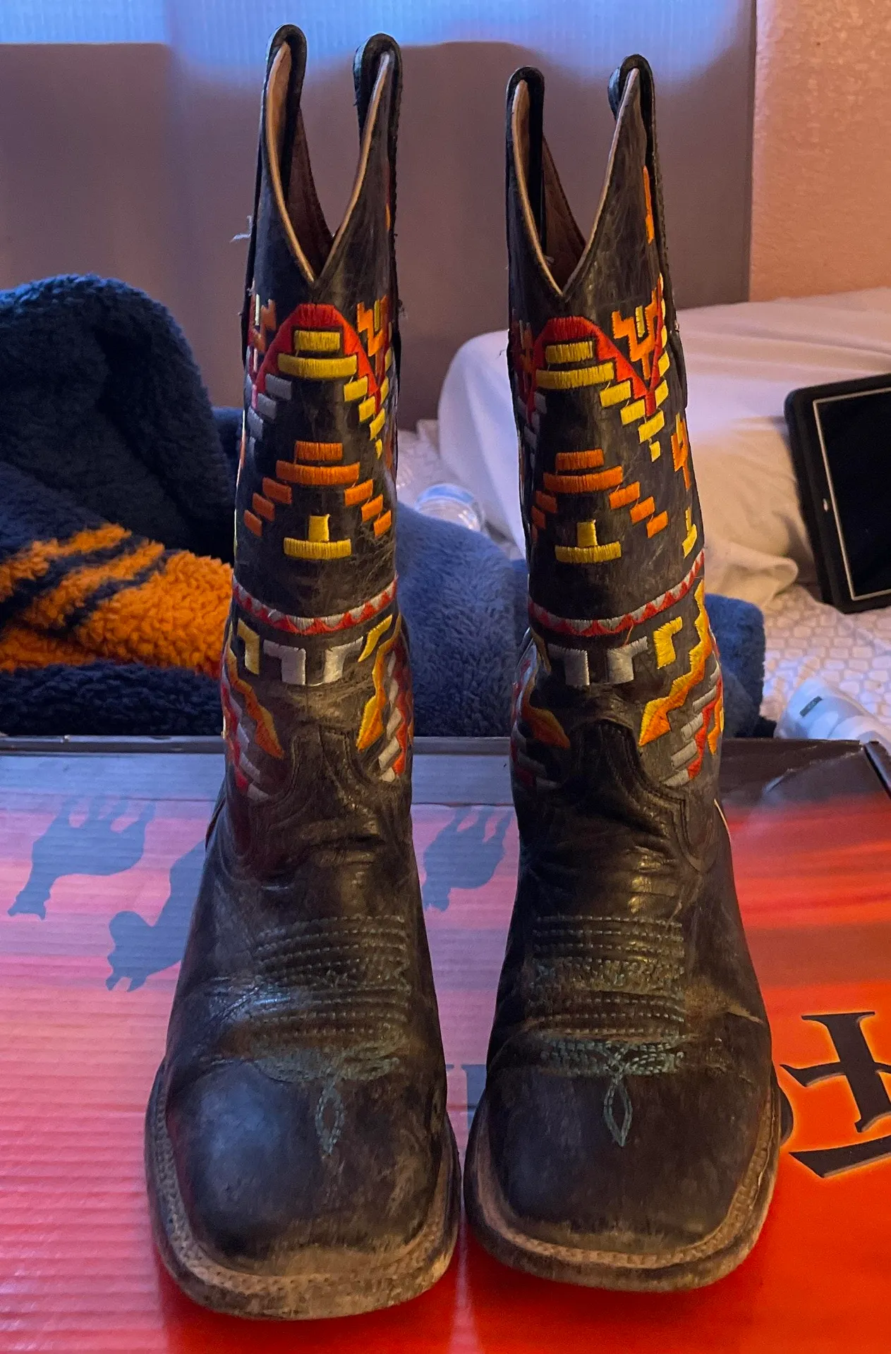 Ariat Cowgirl Boots - Image 2