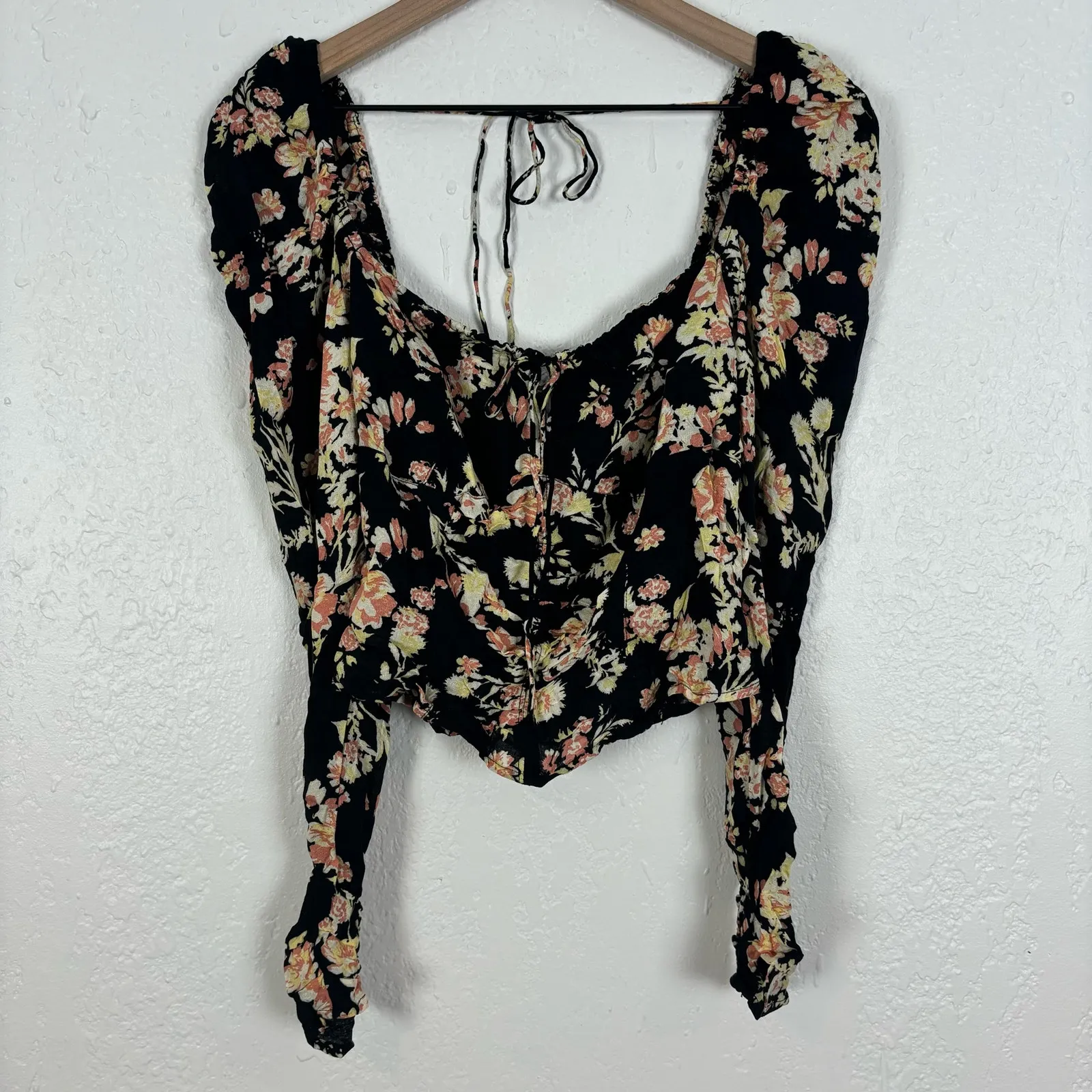 Free People Black Hilary Floral Printed Top NWT Size Medium - Image 3