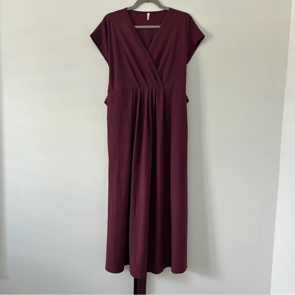 Halara Breezeful V Neck Short Sleeve Pocket Tie Back Midi Dress Amaranth L - Image 2