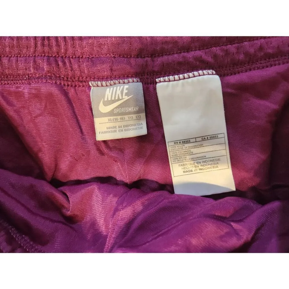 Nike size XL Maroon Mesh Women's Running Shorts - Image 2