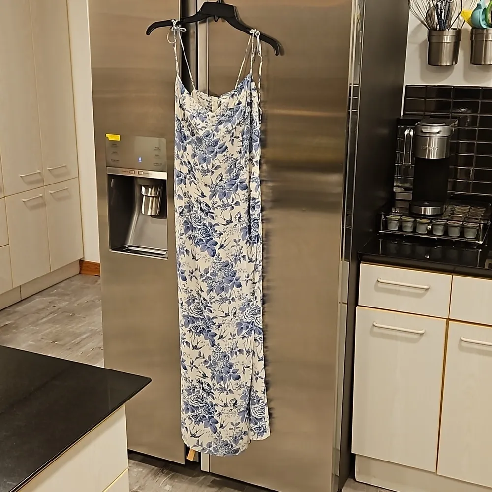 💕REFORMATION💕 Kourtney Dress ~ Pompadour Blue Floral Bird Print 12 NWT - Image 9