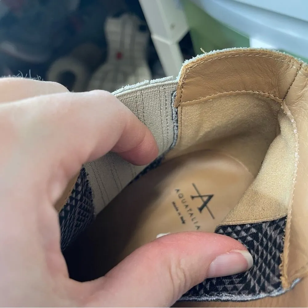 Aquatalia Grey Suede Leather Ankle Boots Womens 10 Booties Fall Classic Heeled - Image 7